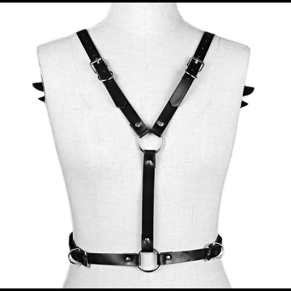 Black Leather Masquerade & Angel Wing Set - Picture 7 of 8